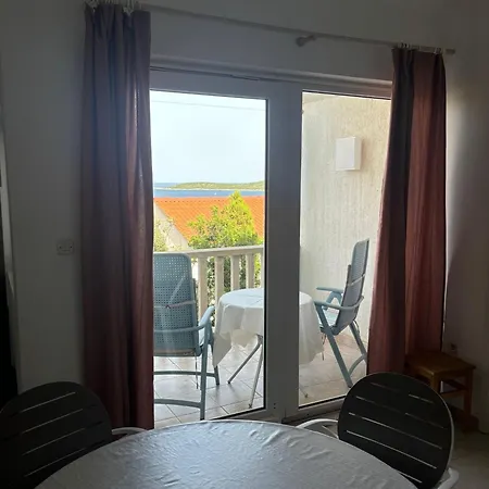Kuca Roza Apartment